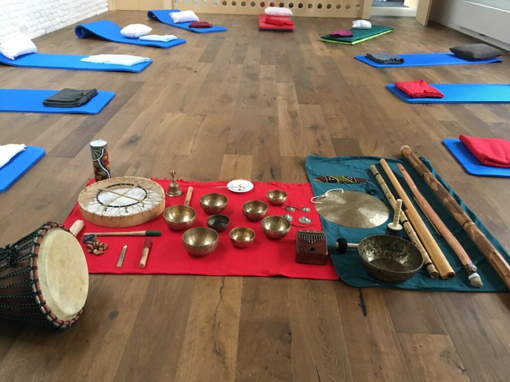 Muzikoterapie pro terapeuty ve výcviku