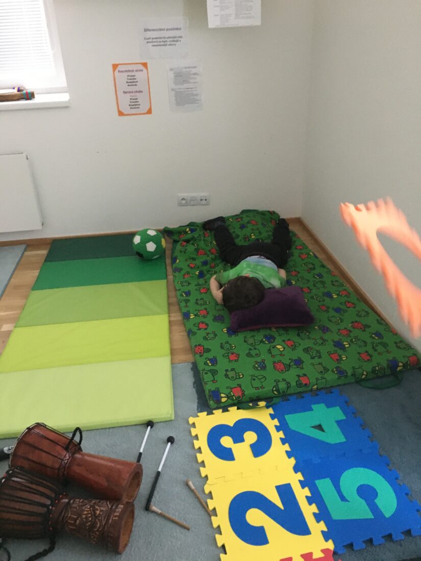 Pravidelná muzikoterapie pro děti s PAS nebo vývojovou dysfázií