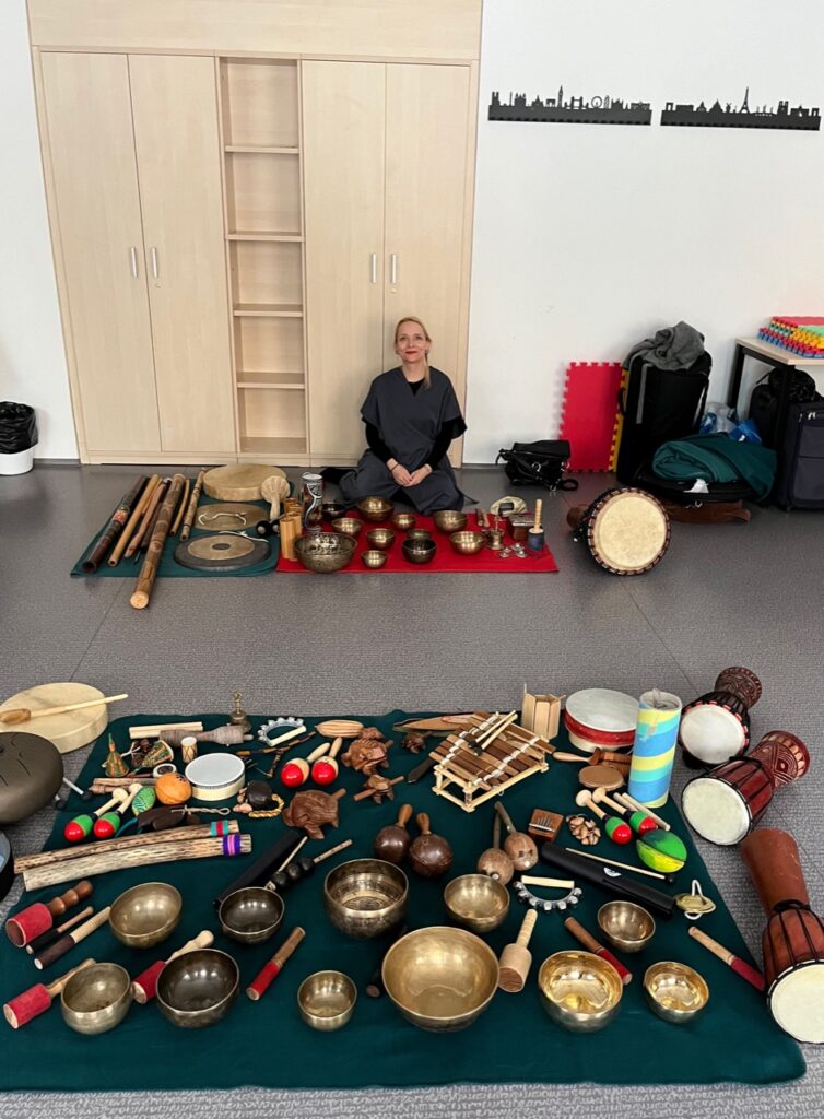 Seznámení s Celostní muzikoterapií MK Sokolov