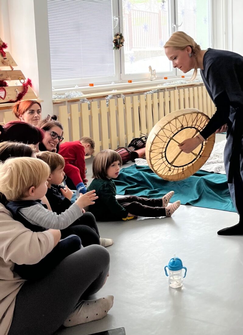 Seznámení s Celostní muzikoterapií – Loket (prosinec 2023)