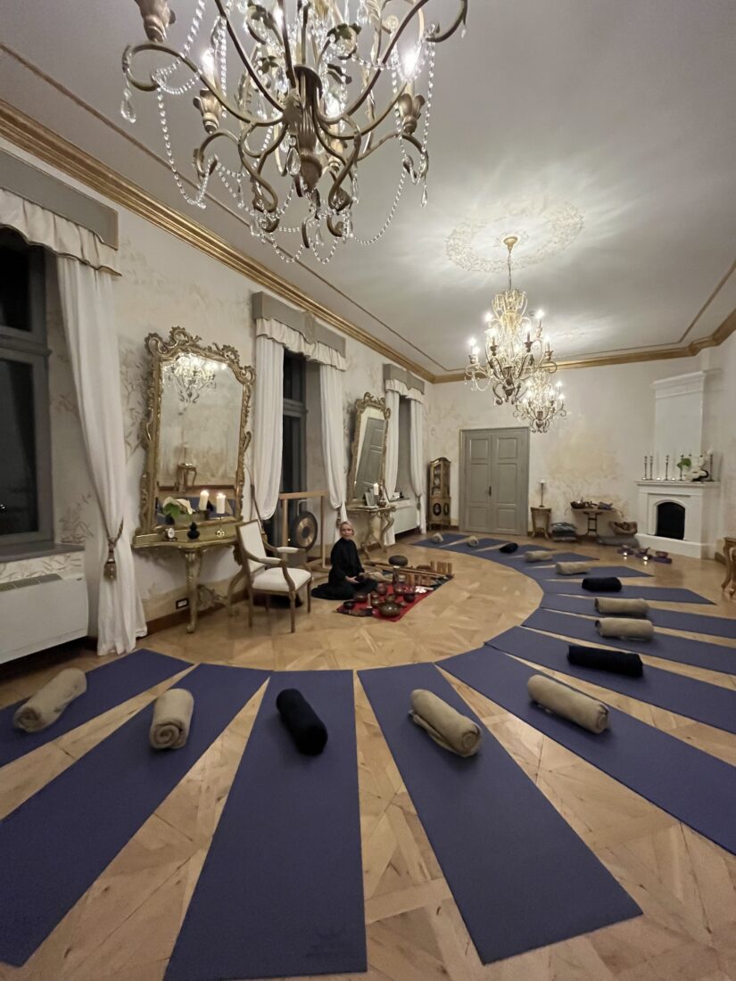 Zámek Chateau Mcely – muziko relaxace